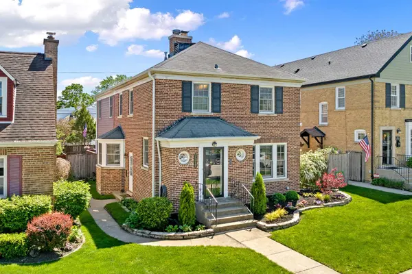 7317 W Greenleaf ST, Chicago, IL 60631