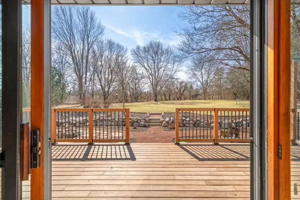 19441 W Tahoe DR, Mundelein, IL 60060