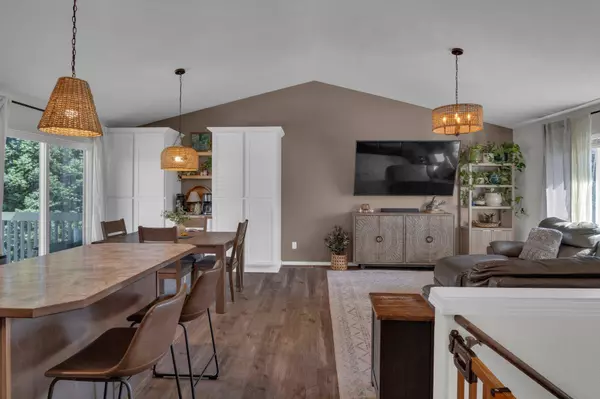 12615 E E 12th Ave, Spokane Valley, WA 99216