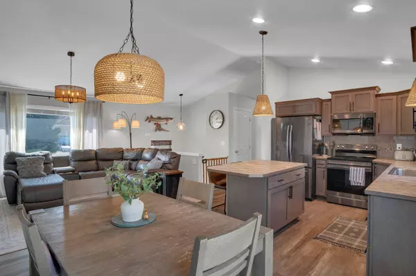 12615 E E 12th Ave, Spokane Valley, WA 99216