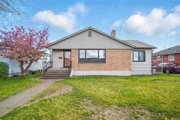 424 E Garland Ave, Spokane, WA 99207