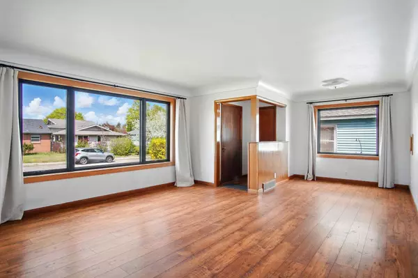 424 E Garland Ave, Spokane, WA 99207