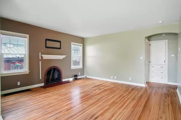 2731 W Sharp Ave, Spokane, WA 99201