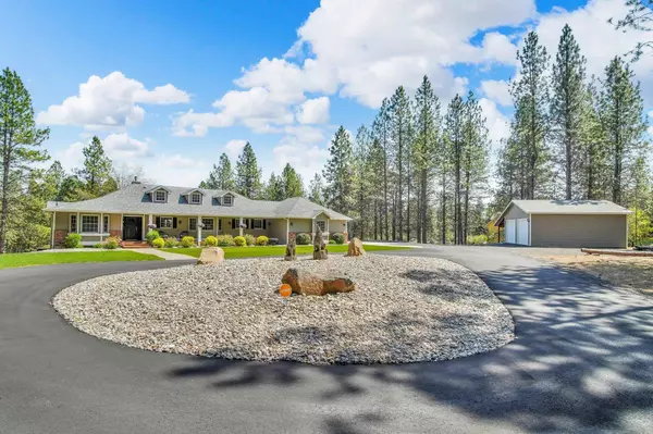 21724 N Perry Rd, Colbert, WA 99005