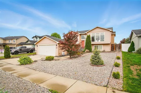 1104 S Comax Ct, Airway Heights, WA 99001