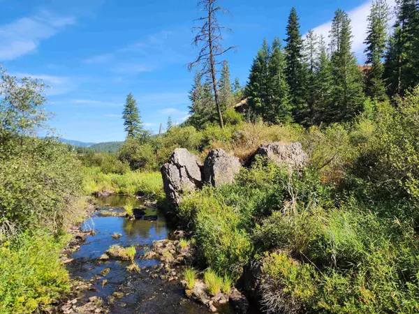 2901 Nicholson Rd, Elk, WA 99009