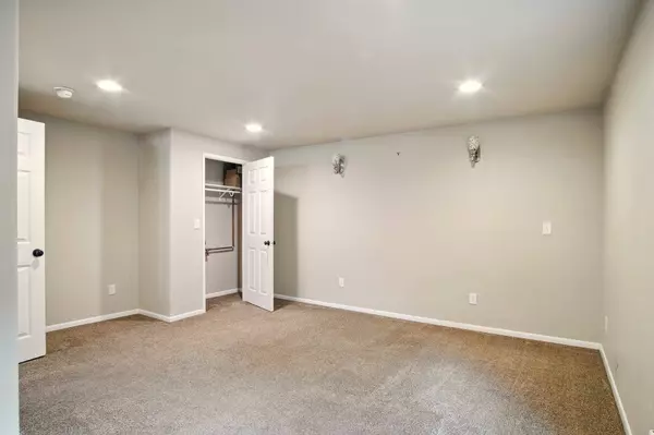 3016 N Walnut St, Spokane, WA 99205