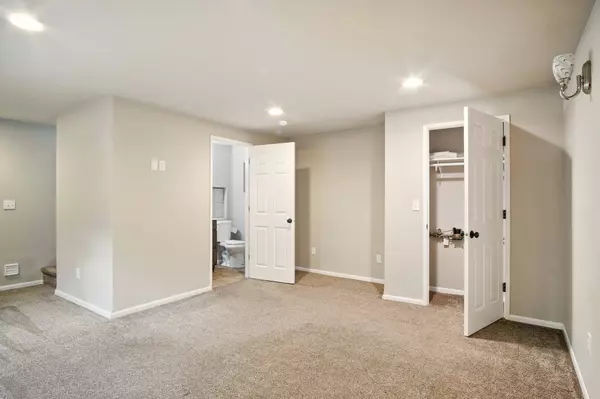 3016 N Walnut St, Spokane, WA 99205