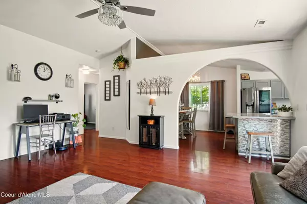 500 N ELM RD, Post Falls, ID 83854