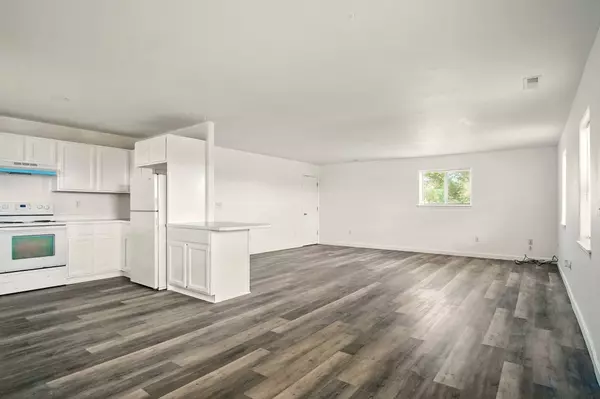 41450 Sunday Bay Rd N, Deer Meadows, WA 99122