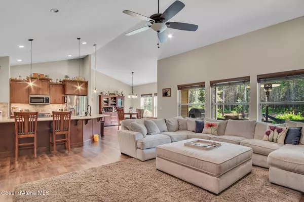 20770 N Penobscot Rd, Rathdrum, ID 83858