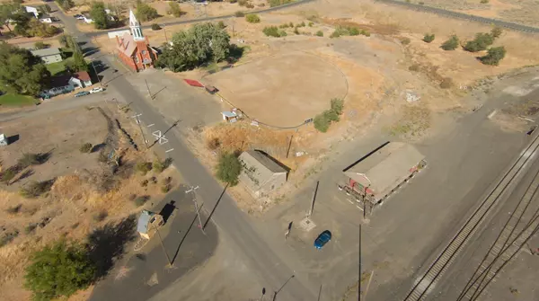 103 N B St, Sprague, WA 99032