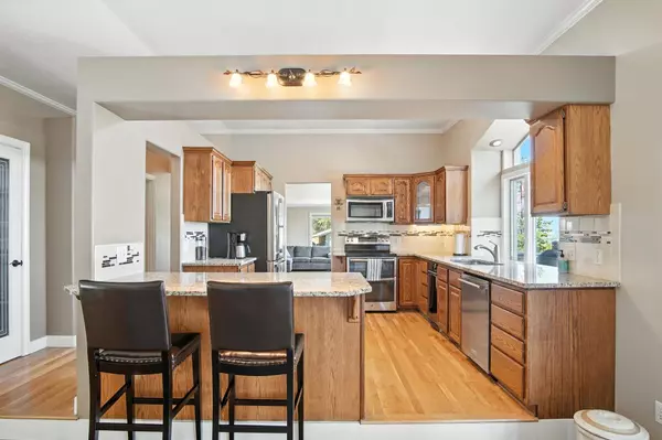 7907 N Cedar Rd, Spokane, WA 99208