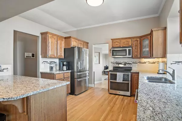 7907 N Cedar Rd, Spokane, WA 99208