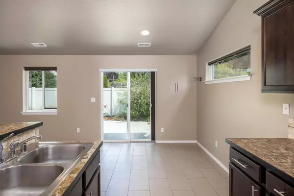 7301 E 13th Ct, Spokane, WA 99212