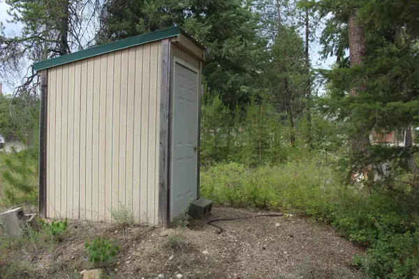 93 Buck Creek Rd, Newport, WA 99156