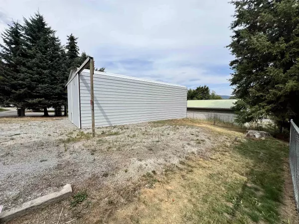 421 N Spokane Ave, Newport, WA 99156