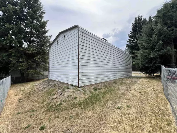 421 N Spokane Ave, Newport, WA 99156