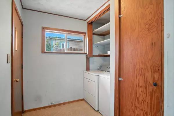 435 N Washington Ave, Newport, WA 99156