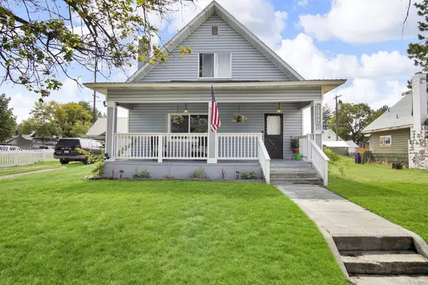 2009 W Carlisle Ave, Spokane, WA 99205