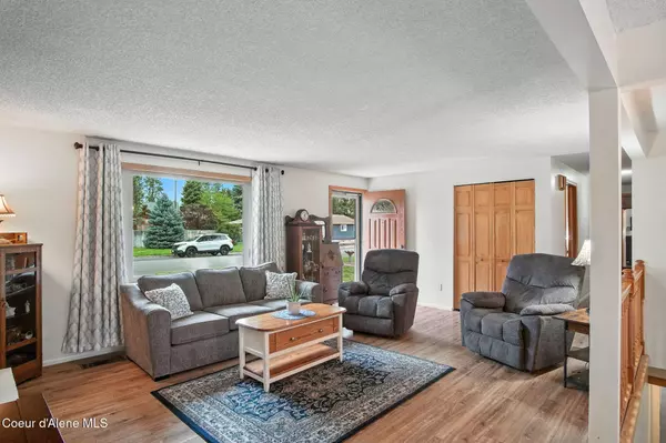 516 E 22nd Ave, Post Falls, ID 83854