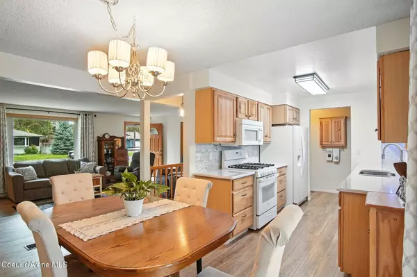 516 E 22nd Ave, Post Falls, ID 83854