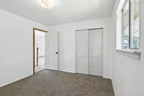 427 W 7th St, Newport, WA 99156