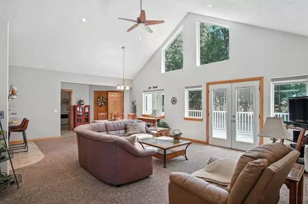 12520 E Aunnic Ln, Spokane Valley, WA 99206