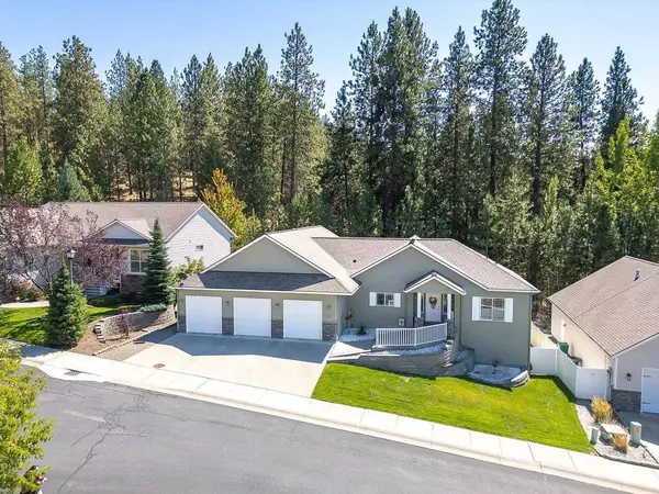 12520 E Aunnic Ln, Spokane Valley, WA 99206