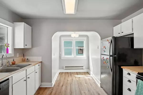 4914 N Elm St, Spokane, WA 99205