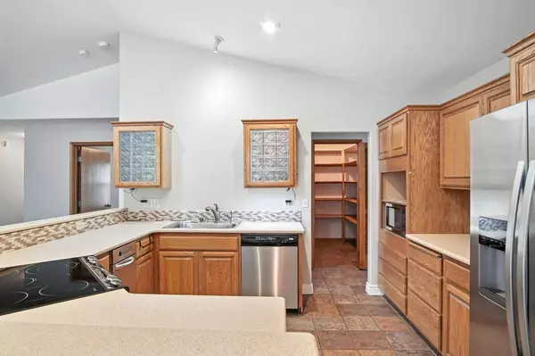 2419 E Canter Ln, Deer Park, WA 99006