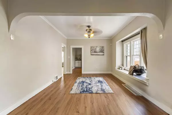 2820 N Perry St, Spokane, WA 99207