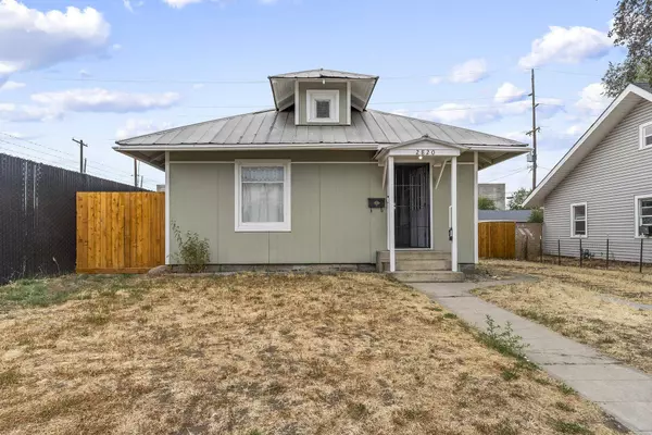2820 N Perry St, Spokane, WA 99207