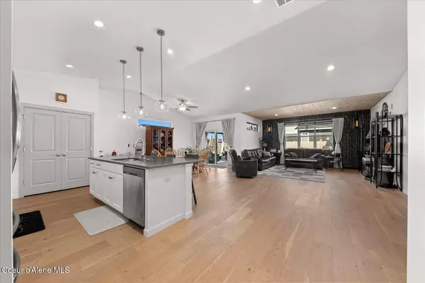 5770 W GUMWOOD CIR, Post Falls, ID 83854