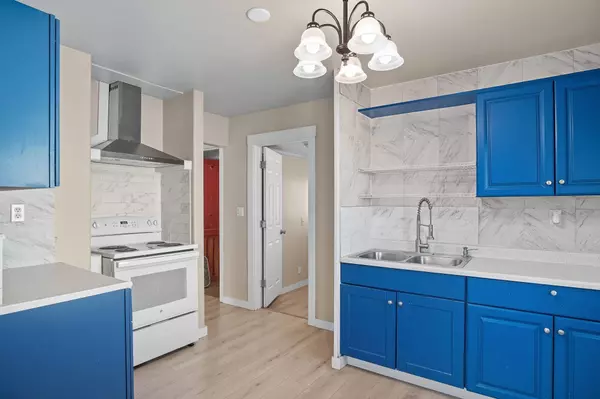 2323 E Rich Ave, Spokane, WA 99207