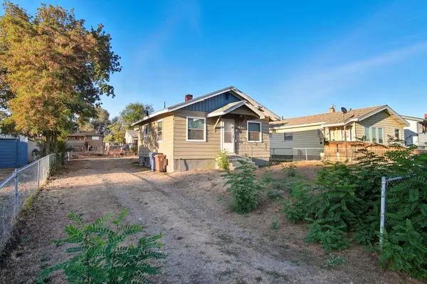 2323 E Rich Ave, Spokane, WA 99207