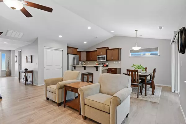 1711 E Mead Ln, Spokane, WA 99218