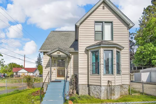 517 S Maple St, Spokane, WA 99204