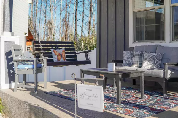 841 S Cindy Jo Ct, Medical Lake, WA 99022