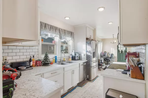 311 W Carlisle Ave, Spokane, WA 99205