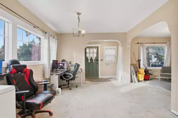 311 W Carlisle Ave, Spokane, WA 99205