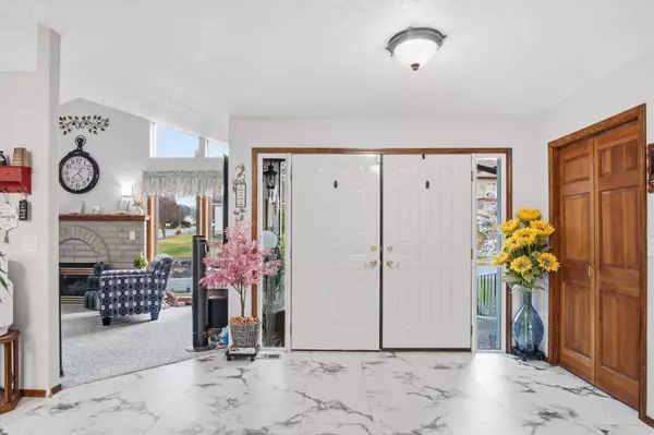 10921 E Richard Ln, Spokane Valley, WA 99206