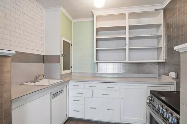 704 W 6th Ave #Unit 302, Spokane, WA 99204