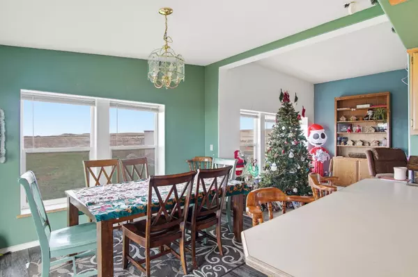 261 Hardy Rd, Lamont, WA 99017