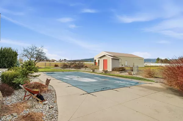 3201 N Arden Rd, Otis Orchards, WA 99027