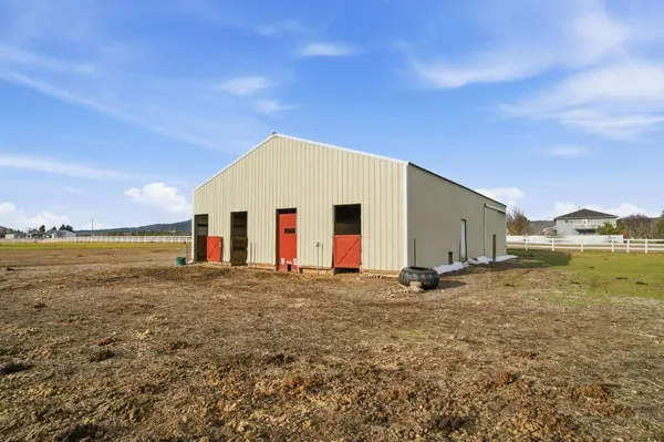 3201 N Arden Rd, Otis Orchards, WA 99027