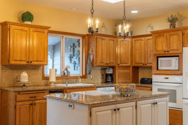 3201 N Arden Rd, Otis Orchards, WA 99027