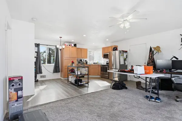 26216 W Carman Ln, Cheney, WA 99004