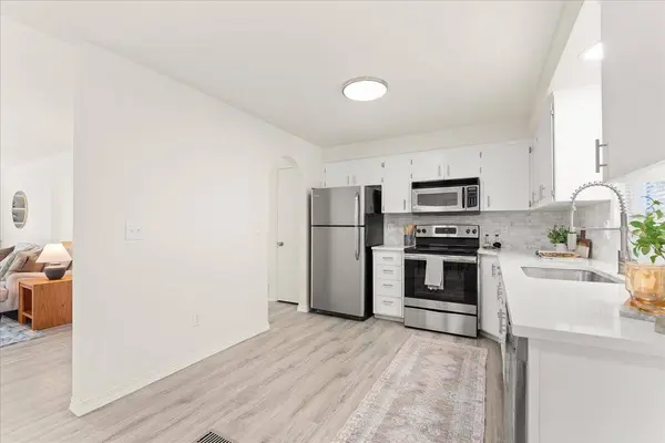 6615 N Catherine St, Spokane, WA 99208