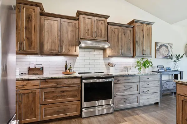 31914 N Zander Ln, Chattaroy, WA 99003